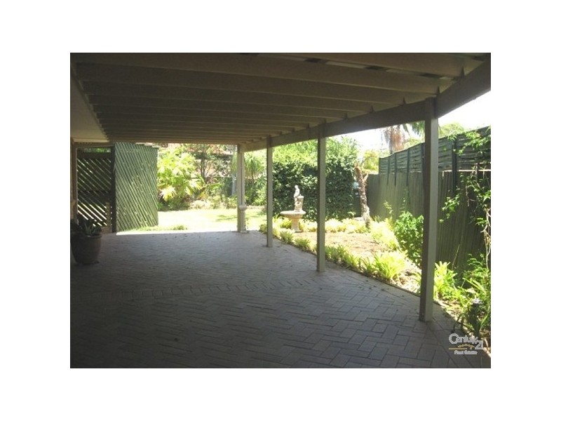 2/5 Beca, Arundel QLD 4214