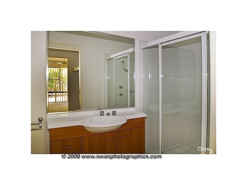 41-24 Amsonia Ct, Arundel QLD 4214