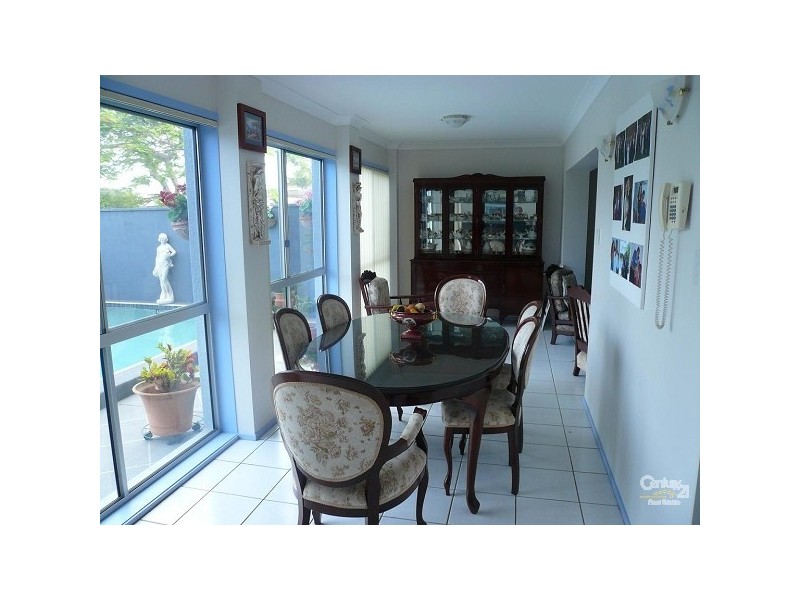 1/5 Perry Place, Biggera Waters QLD 4216