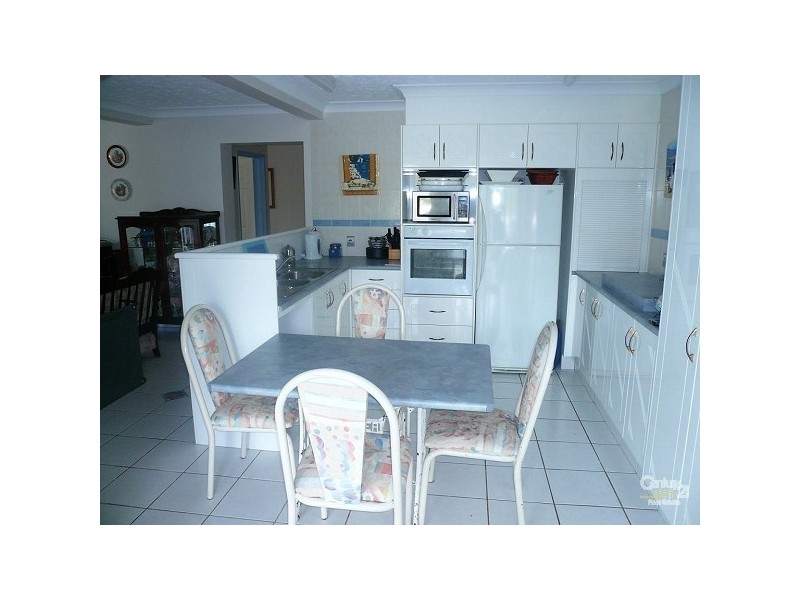 1/5 Perry Place, Biggera Waters QLD 4216