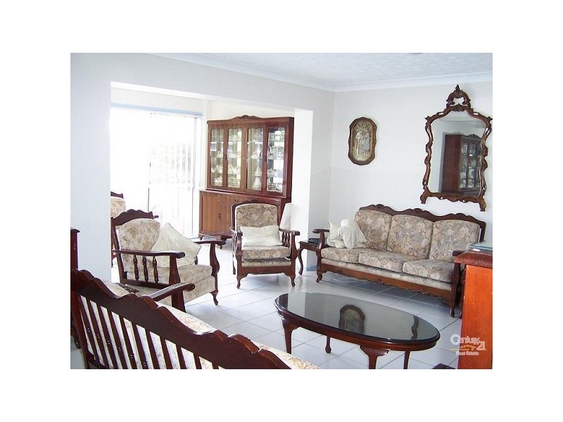 1/5 Perry Place, Biggera Waters QLD 4216