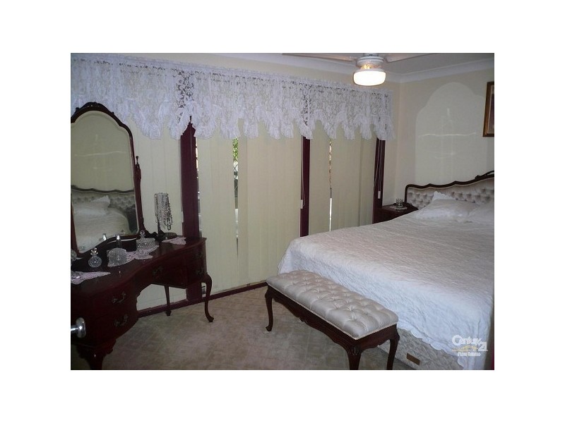 1/5 Perry Place, Biggera Waters QLD 4216