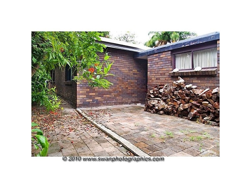 70 Broad Street, Labrador QLD 4215