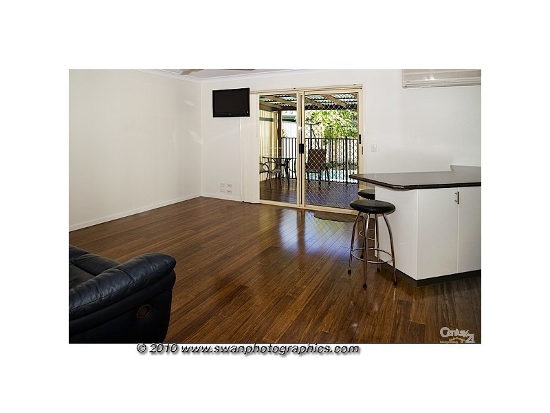 2/64 McMillan Street, Labrador QLD 4215