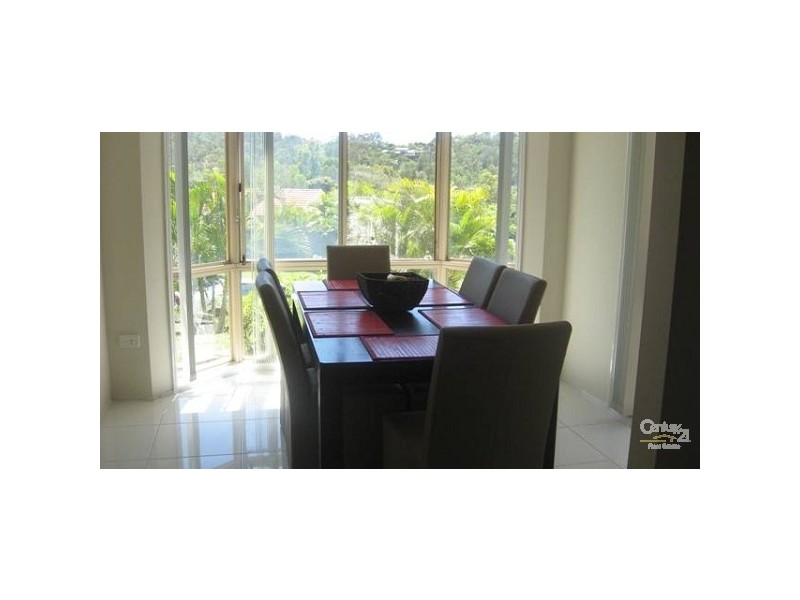 1 Clark Gable Close, Parkwood QLD 4214