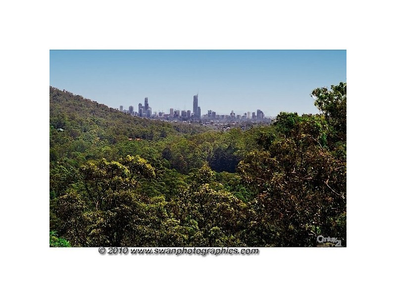 10 Riberry Ct, Bonogin QLD 4213