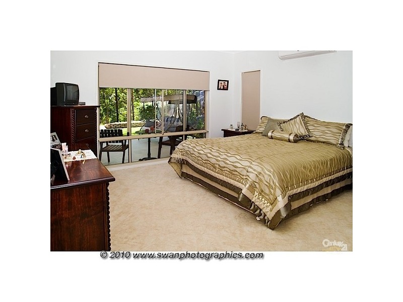 10 Riberry Ct, Bonogin QLD 4213