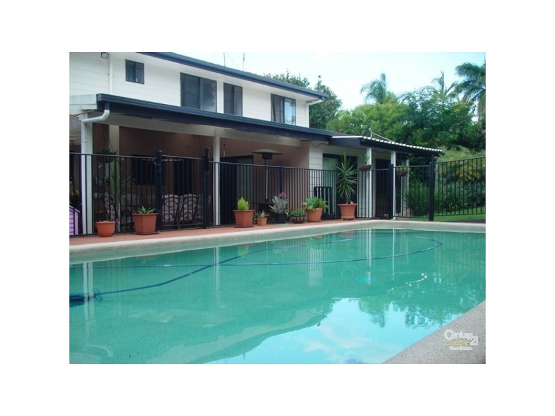 7 Lyons Ct, Arundel QLD 4214