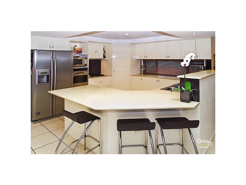 12 Anchorage Way, Biggera Waters QLD 4216