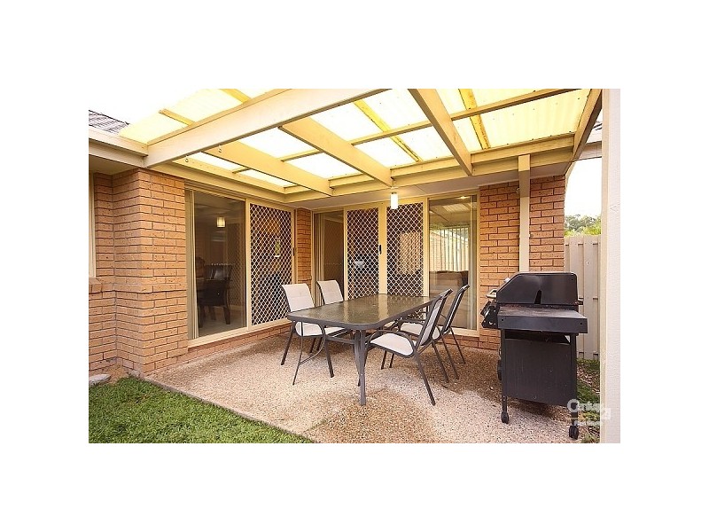 8 Jamieson Drive, Parkwood QLD 4214