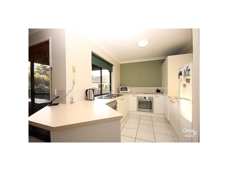 2/142 Greenacre Drive, Parkwood QLD 4214