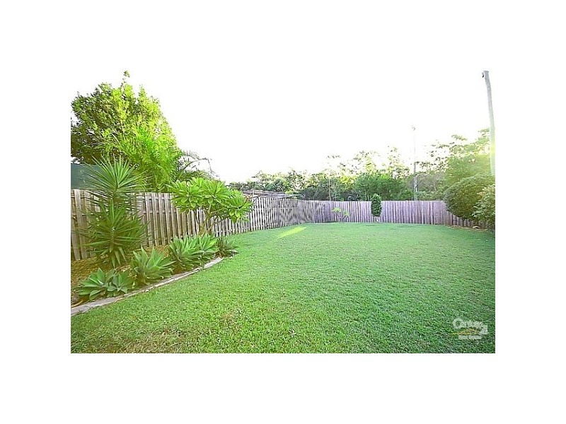 2/142 Greenacre Drive, Parkwood QLD 4214