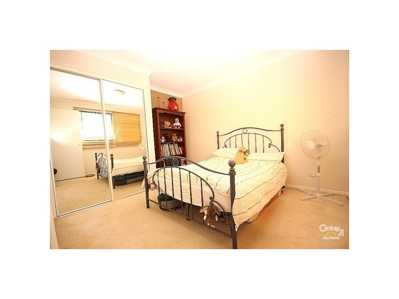 2/142 Greenacre Drive, Parkwood QLD 4214