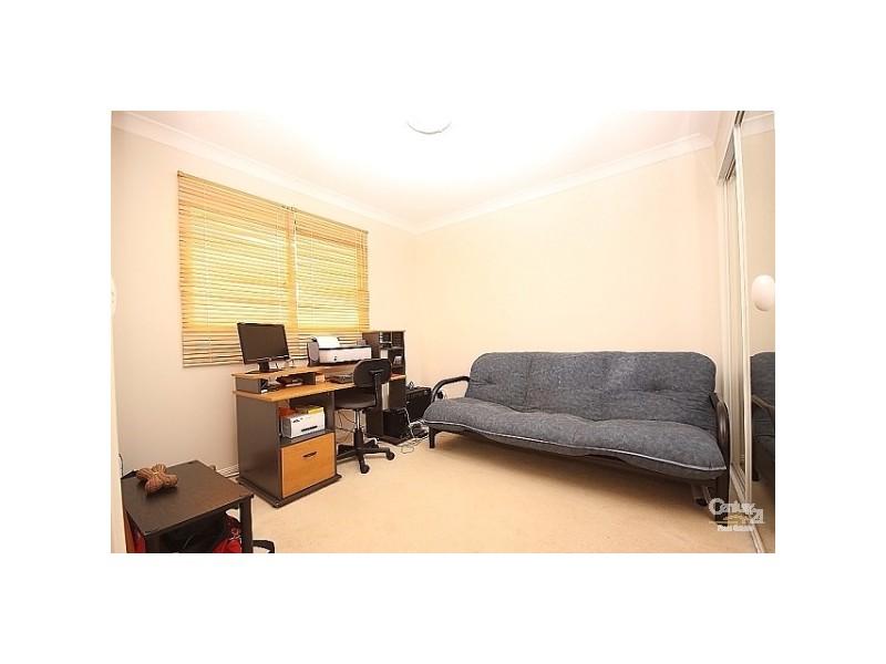 2/142 Greenacre Drive, Parkwood QLD 4214