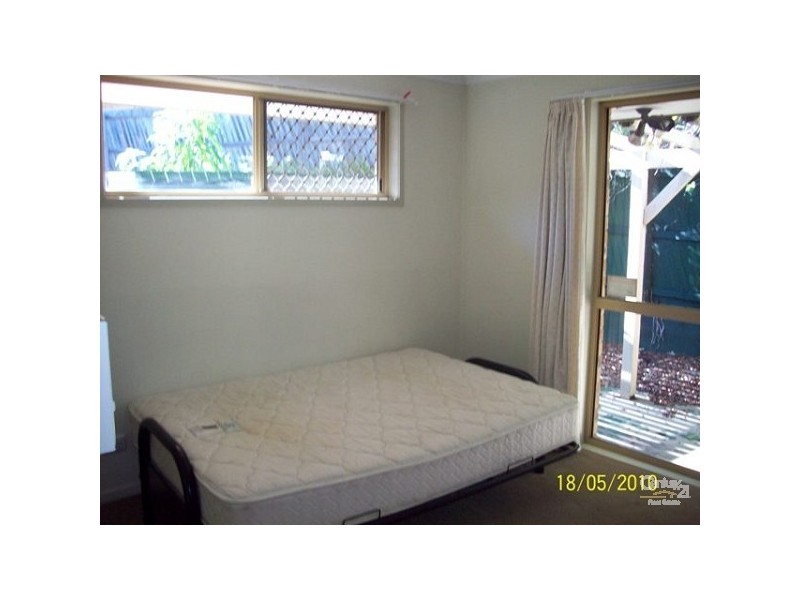 2/13 Napper Road, Arundel QLD 4214