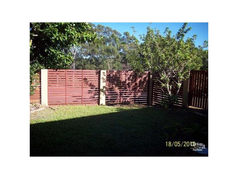 2/13 Napper Road, Arundel QLD 4214