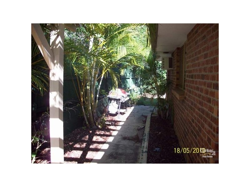 2/13 Napper Road, Arundel QLD 4214