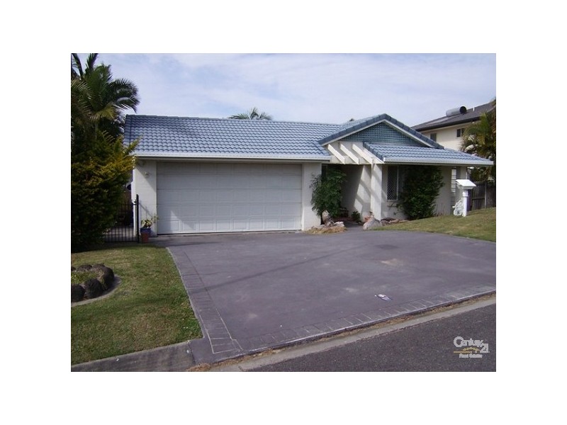 16 Carrumbella Drive, Arundel QLD 4214
