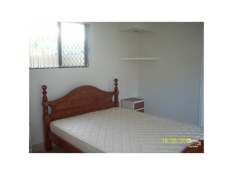 23B Schneider, Labrador QLD 4215