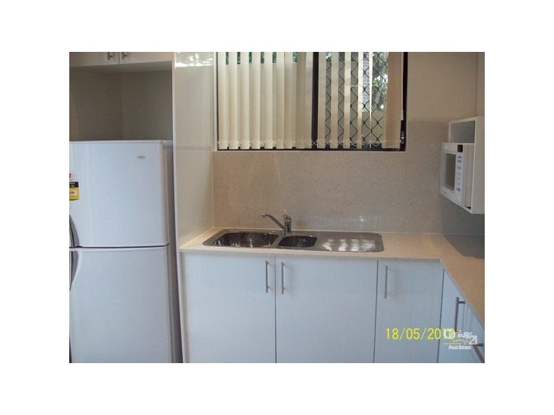23B Schneider, Labrador QLD 4215