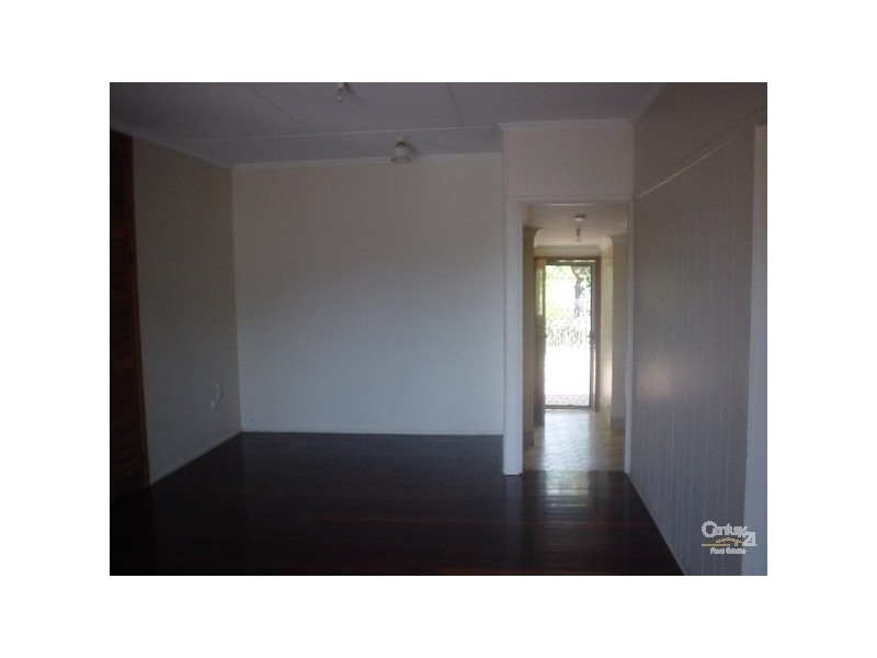 48 Central Street, Labrador QLD 4215