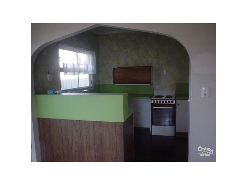 48 Central Street, Labrador QLD 4215