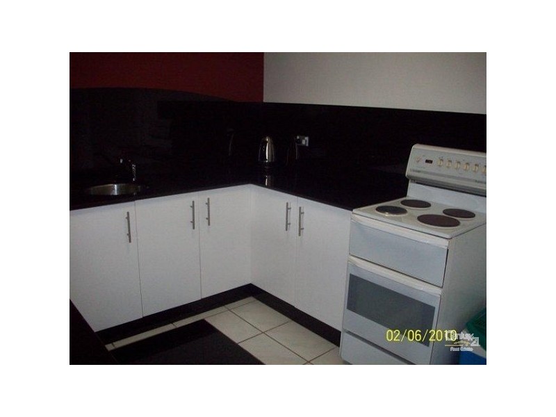 9/9 Bradford Street, Labrador QLD 4215