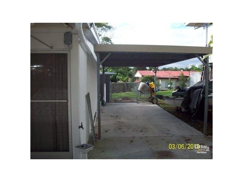 59 Kumbari Avenue, Southport QLD 4215