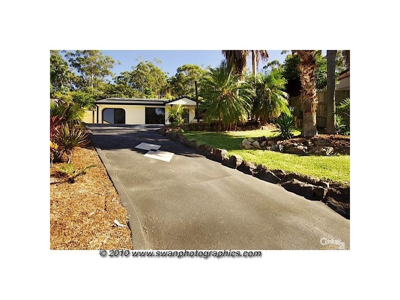 22 Lucania Street, Currumbin Waters QLD 4223