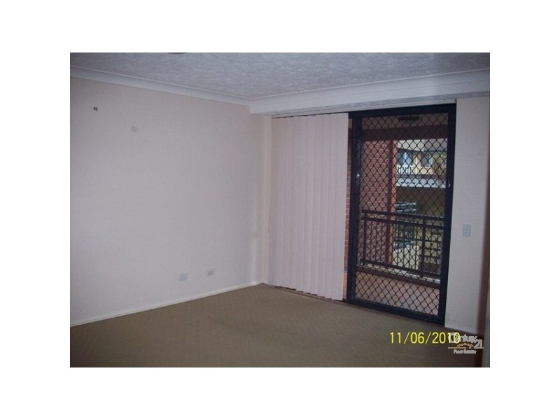 7/274 Marine Parade, Labrador QLD 4215