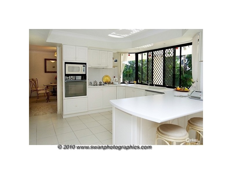 287 Napper Road, Arundel QLD 4214