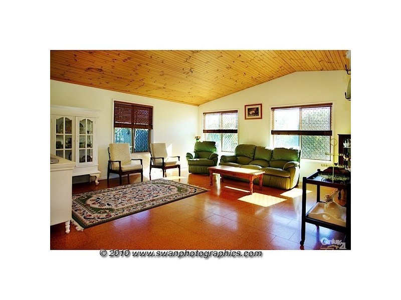 23 Balwyn Court, Arundel QLD 4214