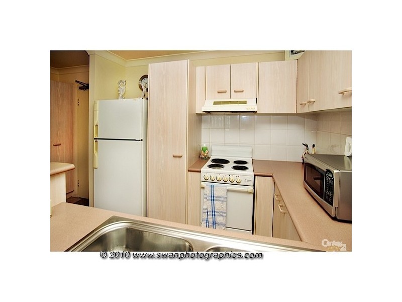 4/11 Taylor Street, Biggera Waters QLD 4216