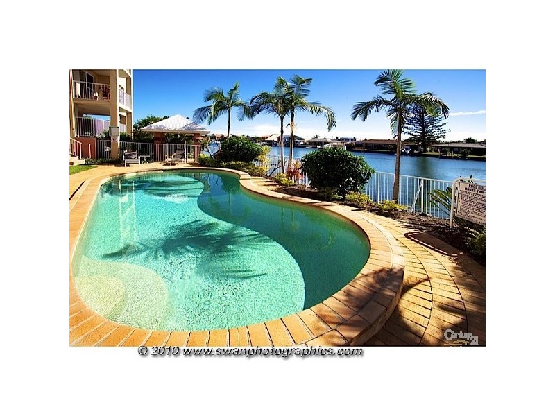 4/11 Taylor Street, Biggera Waters QLD 4216