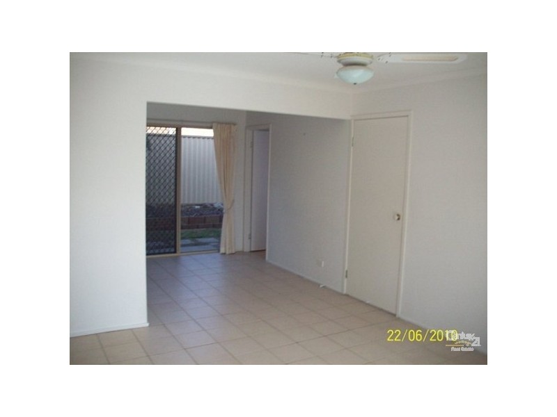 14 Zane Street, Molendinar QLD 4214