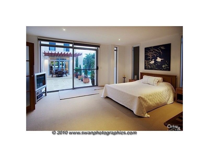 Hope Island QLD 4212