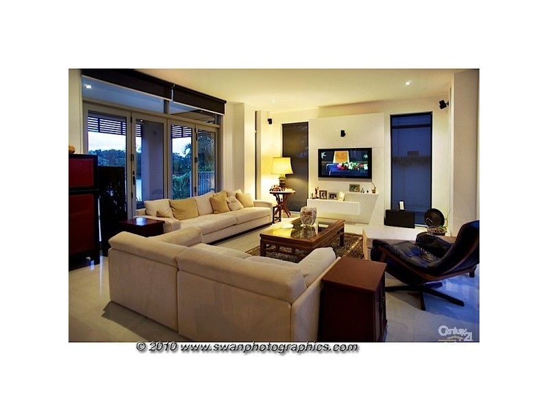 Hope Island QLD 4212