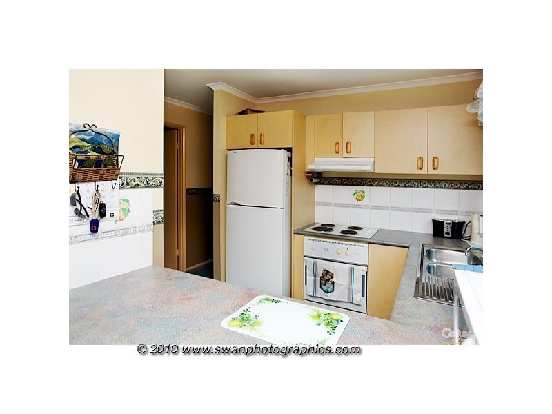 16 Fairweather Drive, Parkwood QLD 4214