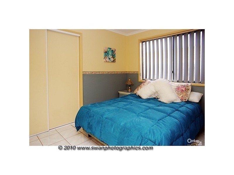 16 Fairweather Drive, Parkwood QLD 4214