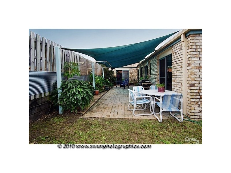 16 Fairweather Drive, Parkwood QLD 4214