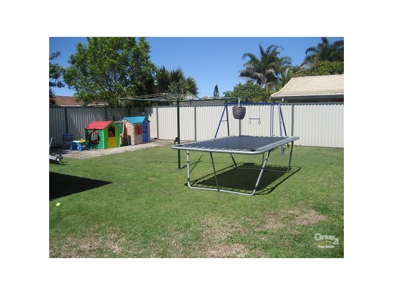 12 Ballard Place, Coombabah QLD 4216