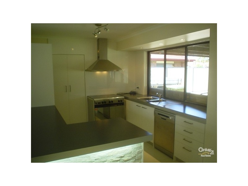 12 Ballard Place, Coombabah QLD 4216