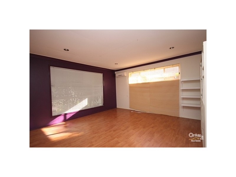 8 Dante Court, Arundel QLD 4214