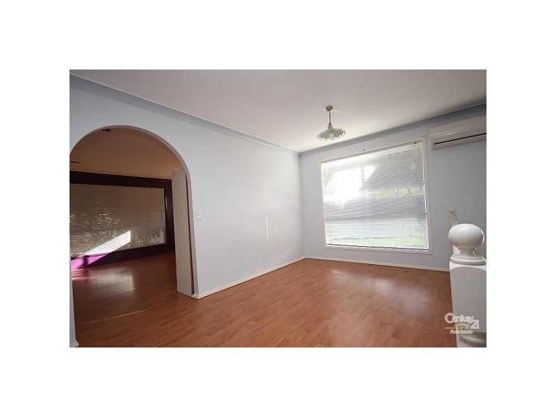 8 Dante Court, Arundel QLD 4214