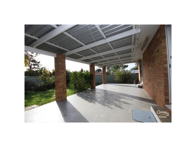 8 Dante Court, Arundel QLD 4214