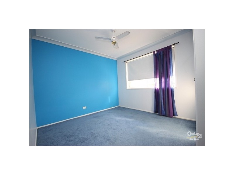 8 Dante Court, Arundel QLD 4214