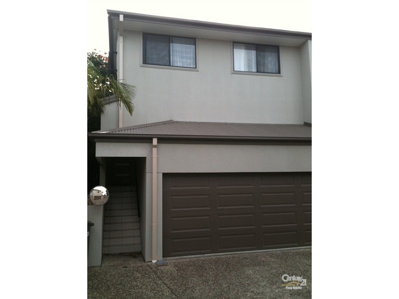 3/9 Goverment Road, Labrador QLD 4215