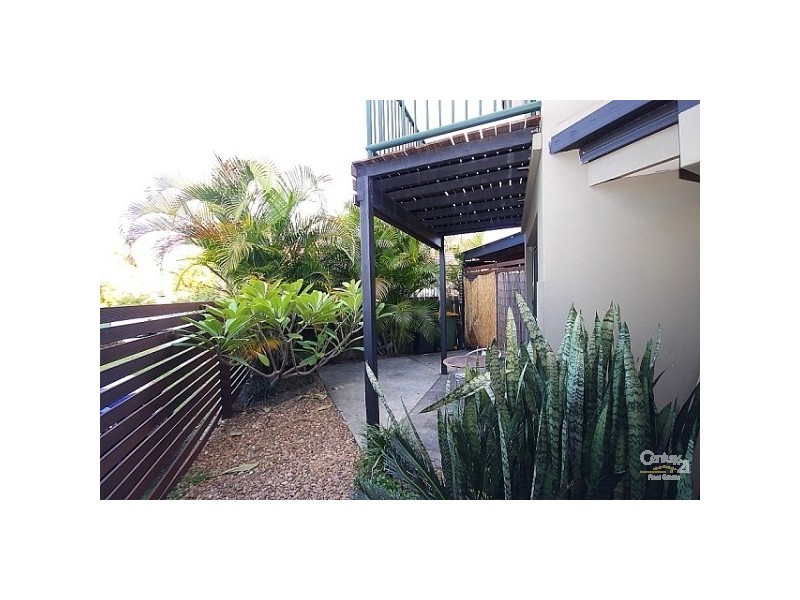 1/184 Greenacre Drive, Arundel QLD 4214