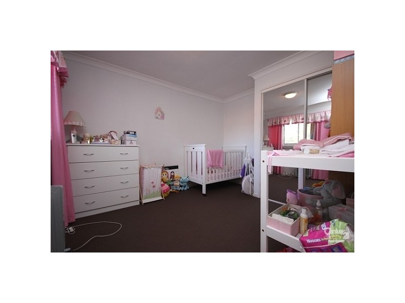 1/184 Greenacre Drive, Arundel QLD 4214