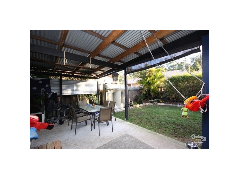 1/184 Greenacre Drive, Arundel QLD 4214